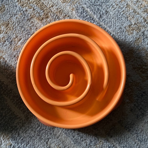 Slow feeding dog bowl - Picture 1 of 2